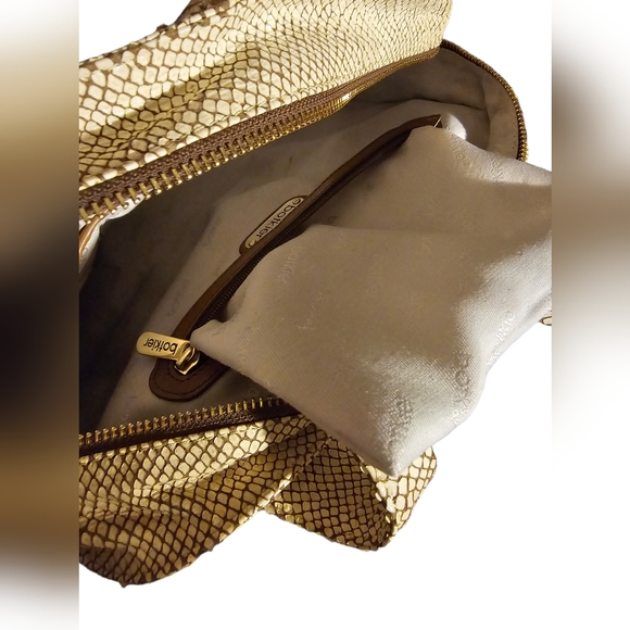 Boktier Beige Leather Scale Shoulder Bag